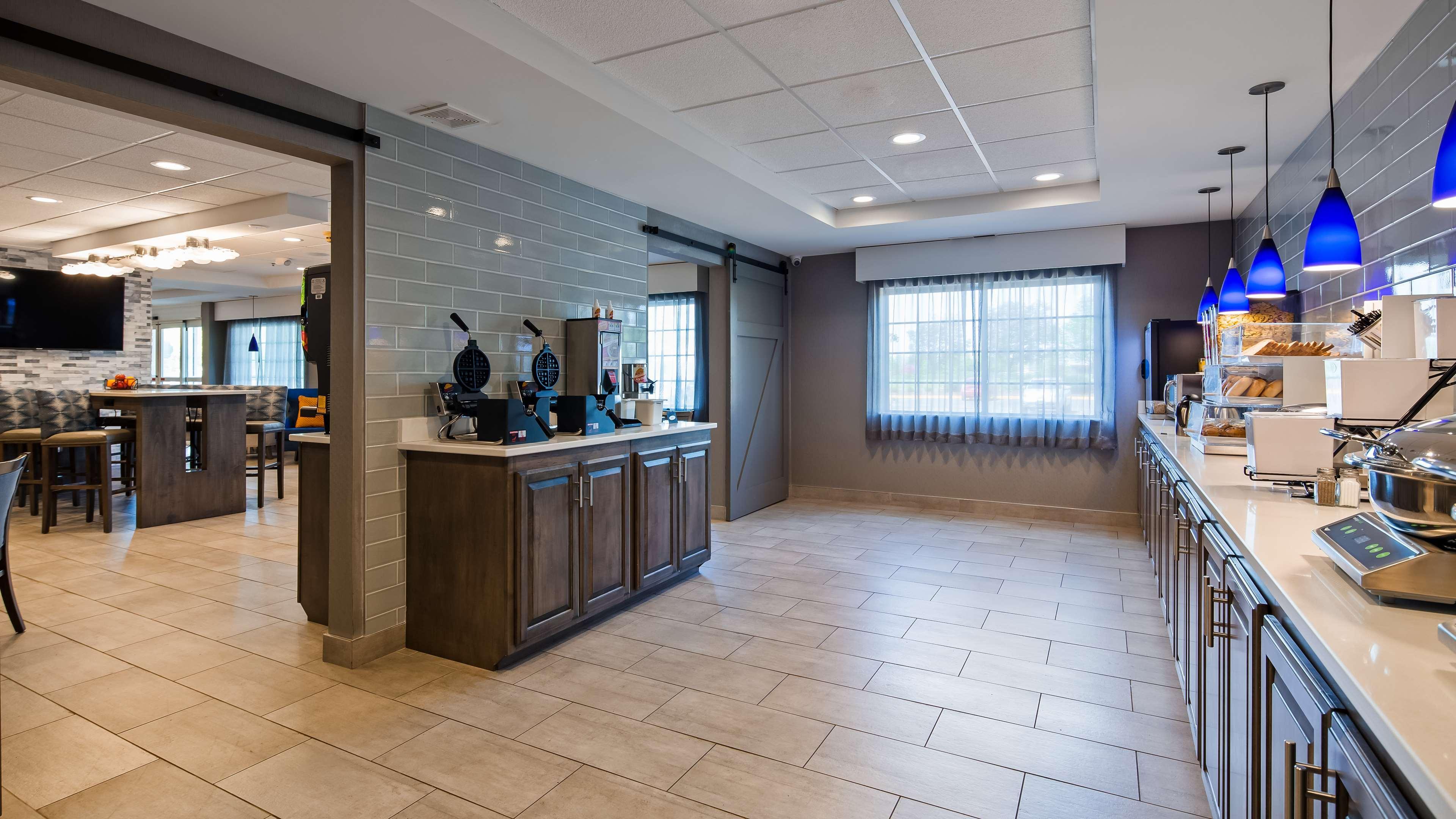 Best Western Salinas Valley Inn & Suites Zewnętrze zdjęcie