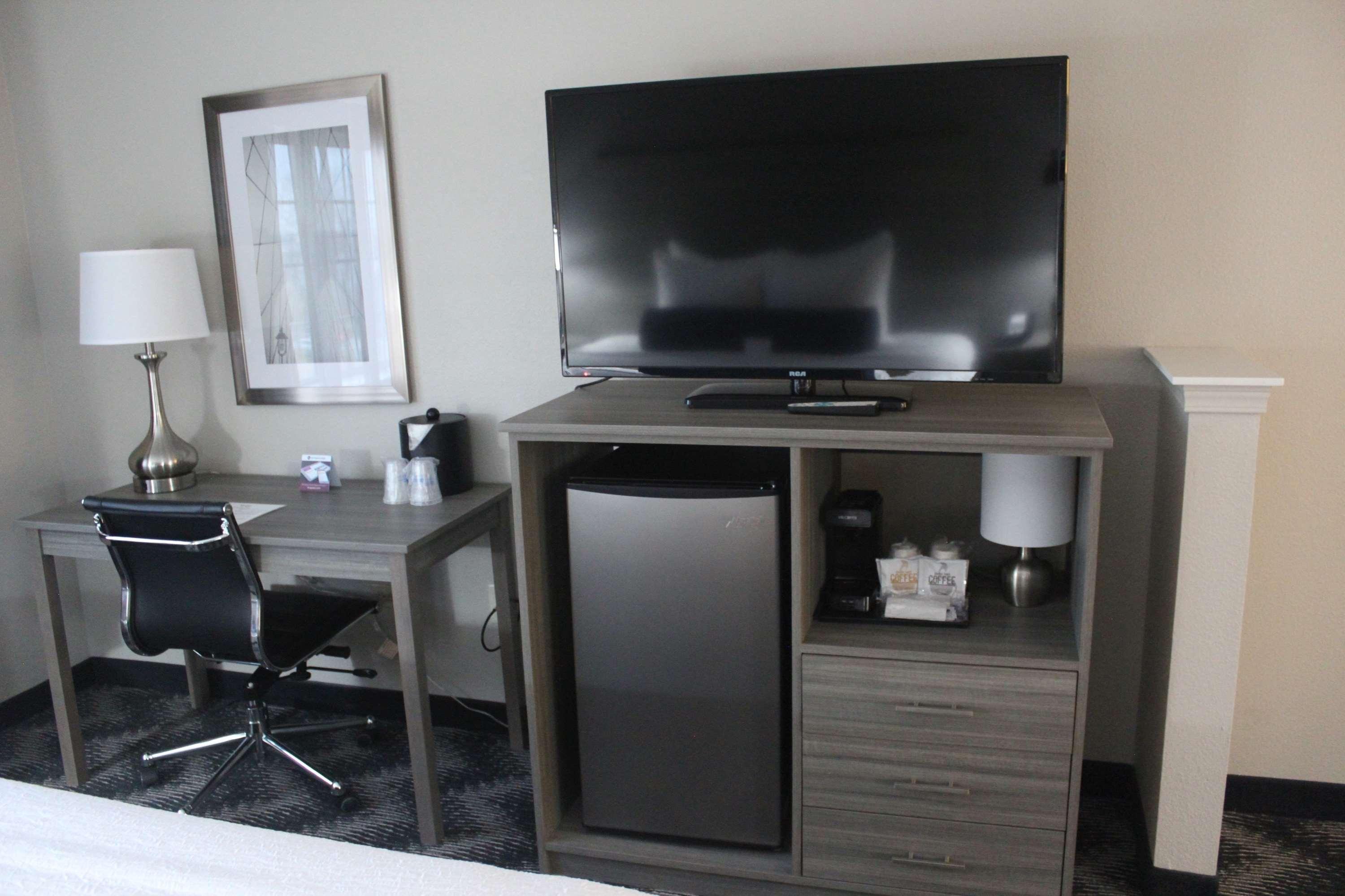Best Western Salinas Valley Inn & Suites Zewnętrze zdjęcie