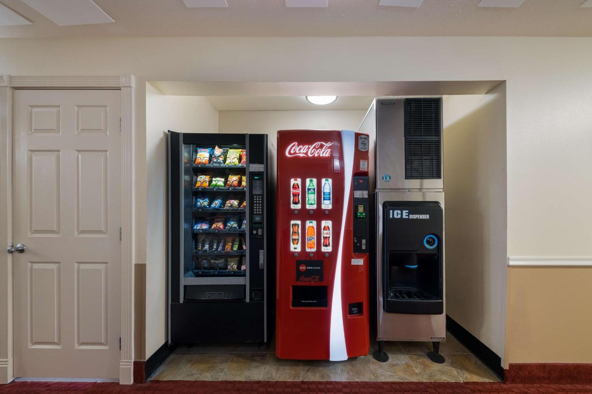 Best Western Salinas Valley Inn & Suites Zewnętrze zdjęcie