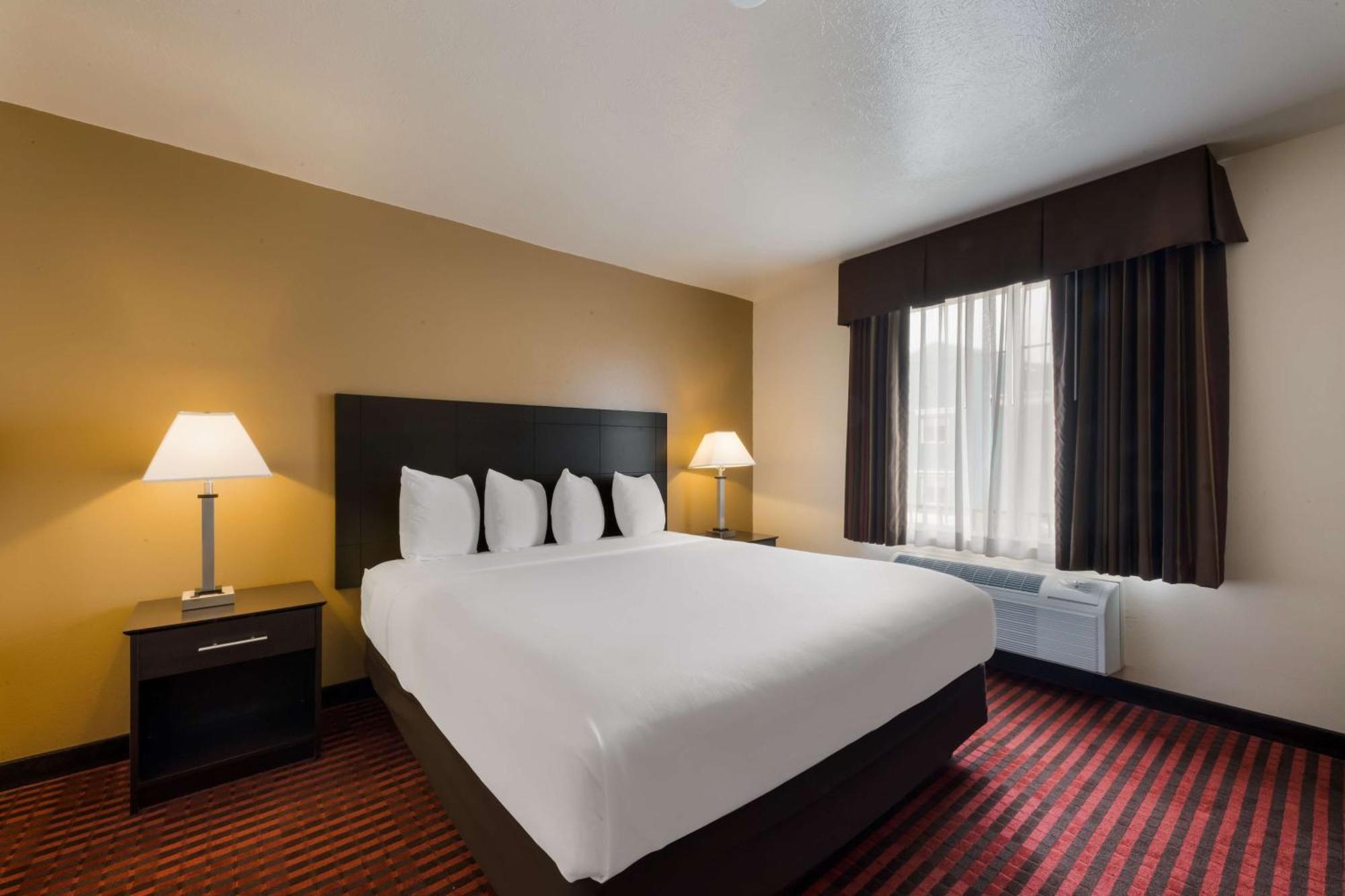 Best Western Salinas Valley Inn & Suites Zewnętrze zdjęcie